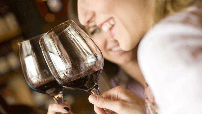 口感、年份、分数，中国人买葡萄酒最看